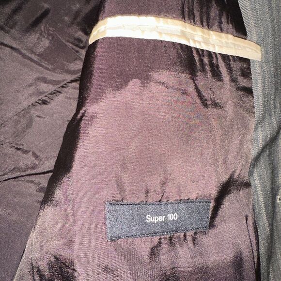 Hugo Boss Super 100s Full Suit - Picture 10 of 13